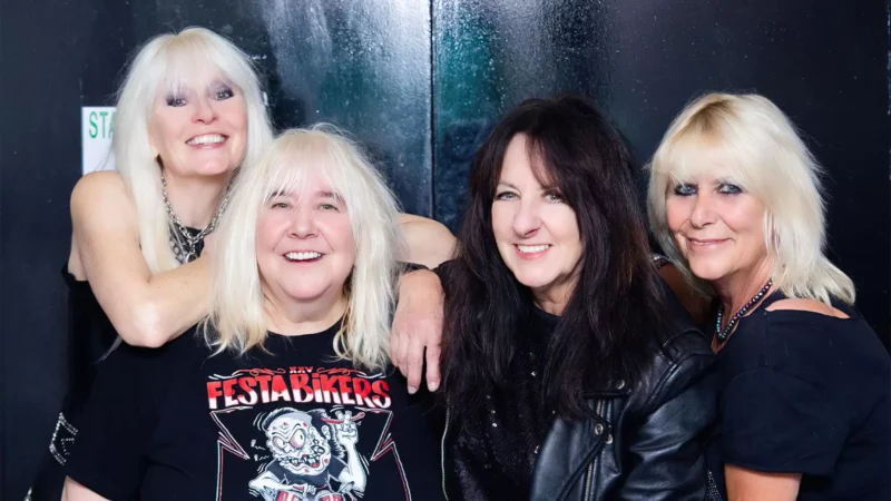 GIRLSCHOOL – annunciano l’uscita del loro quattordicesimo album “WTFortyfive?” il 28 luglio