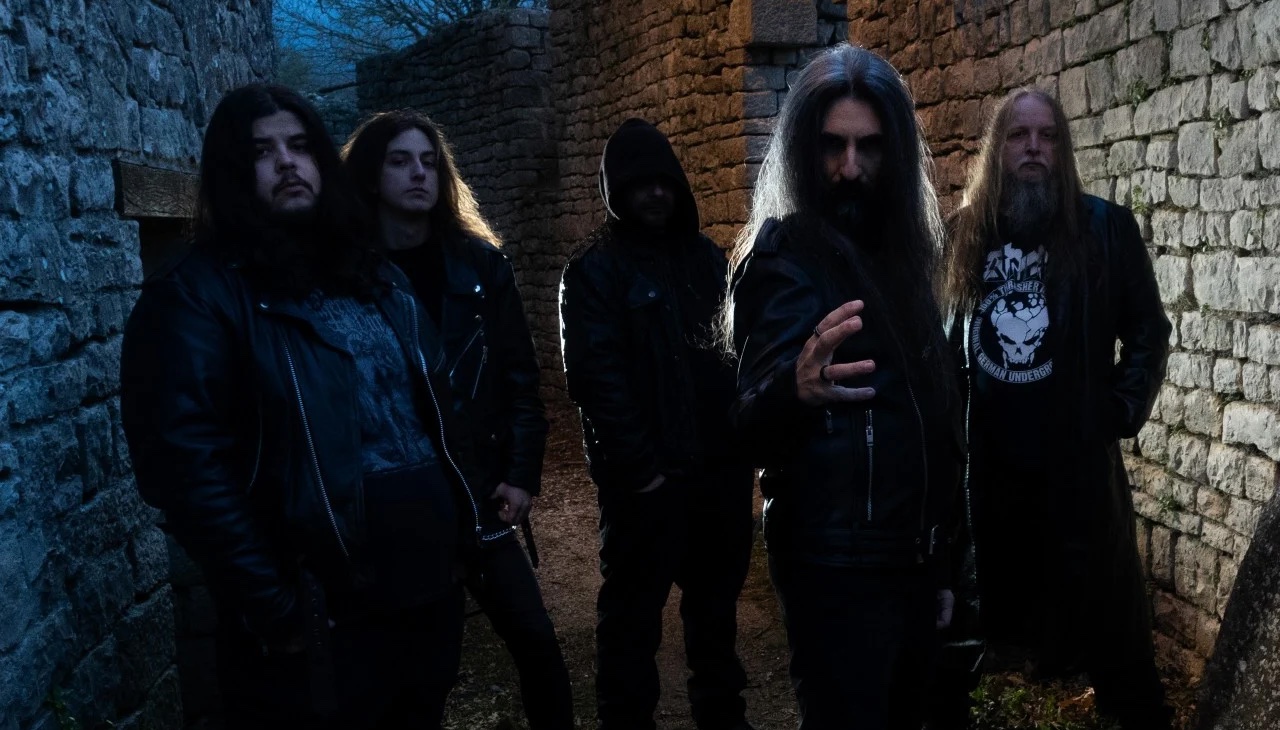 SAKAHITER – la band black metal italiana firma per Time To Kill Records