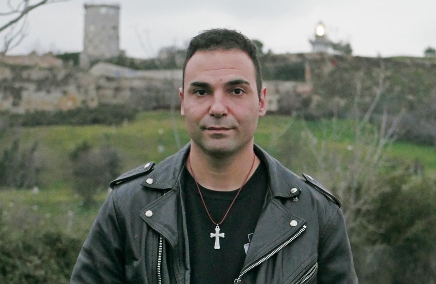 CRISTIANO COPPA – il prof. di religione power metal torna con il singolo ”Parusìa” 