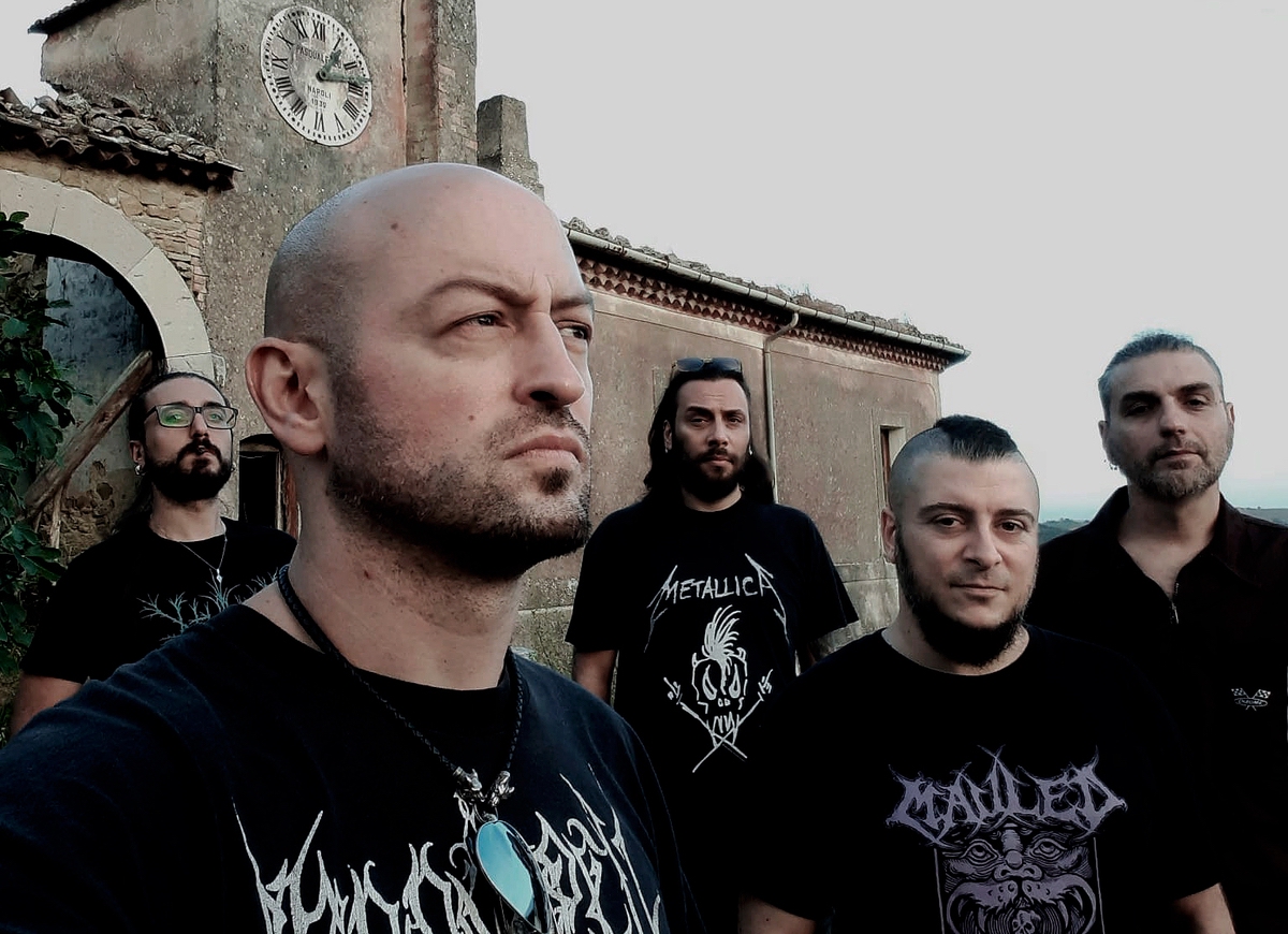 MAULED – esce oggi l’album di debutto “To Face The Abyss”