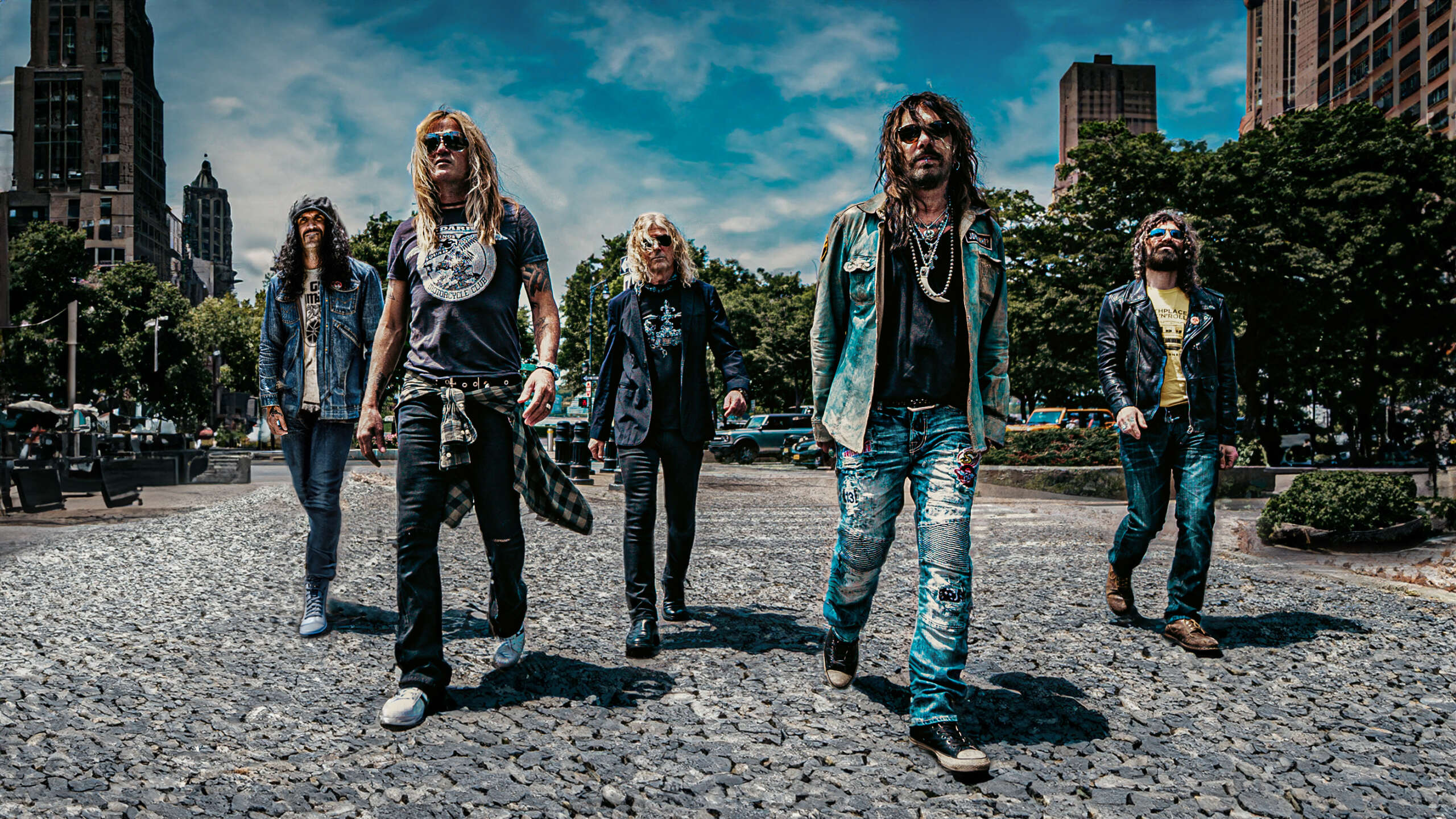 THE DEAD DAISIES – il video di “Love That’ll Never Be”